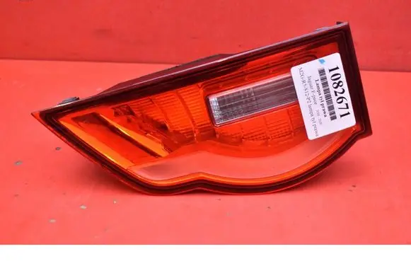 Jaguar F-Pace Rear/tail lights HK8315K272AA