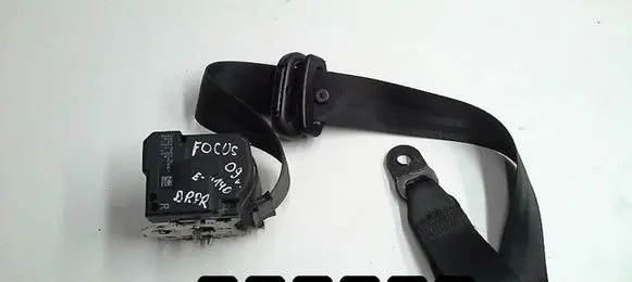 Ford Focus Front seatbelt