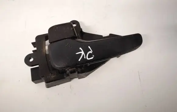 Mitsubishi Outlander Front door interior handle MN105359