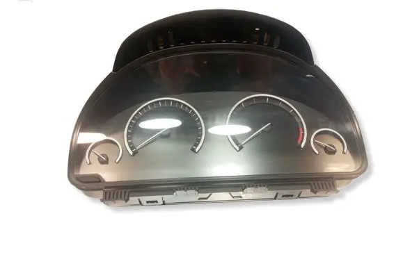 BMW 5 F10 F11 Speedometer (instrument cluster) 9265158 0000363493 0263689137