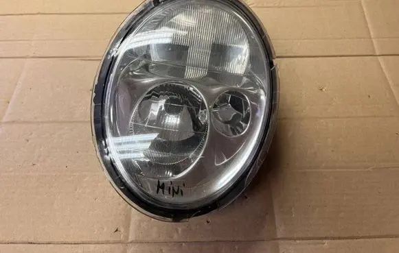 Mini One - Cooper R50 - 53 Headlight/headlamp 63126911709 6911709