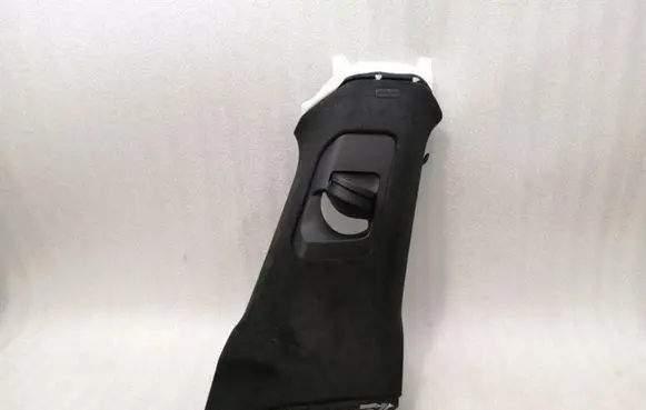 Porsche Taycan 9J1 (B) pillar trim (top) 9J1867244C