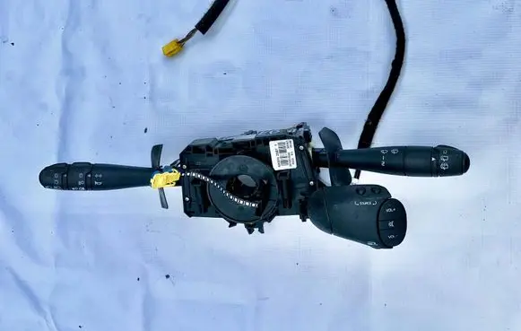Dacia Logan VAN Wiper control stalk 8200792587 901057668