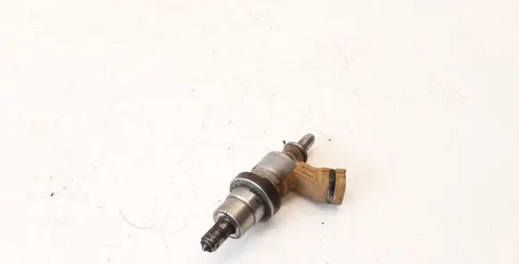 Toyota Avensis T250 Fuel injector 2371026011