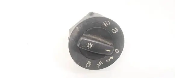 Volkswagen PASSAT B6 Light switch