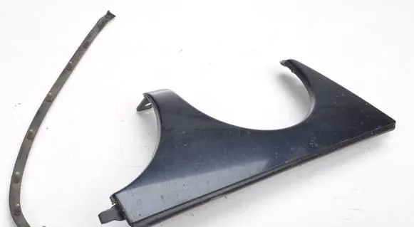 Mercedes-Benz E W210 Under headlight/headlamp trim 
