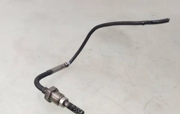 Porsche Cayenne (92A) Exhaust gas temperature sensor 05a906088