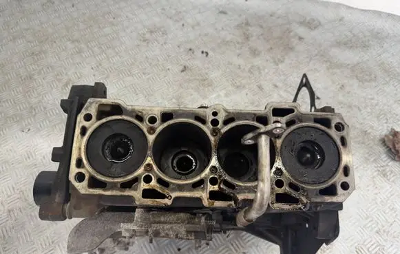 Jeep Cherokee Engine block LMY62