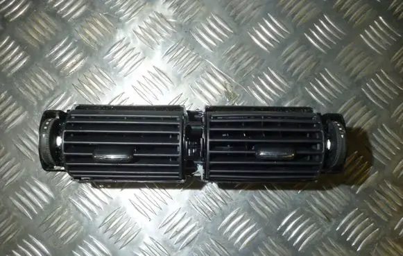 Mercedes-Benz C W203 Dash center air vent grill A2038302254