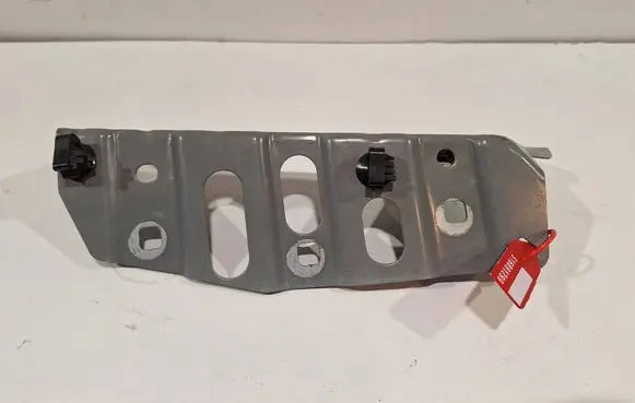 Renault Clio V Fender mounting bracket 641346279
