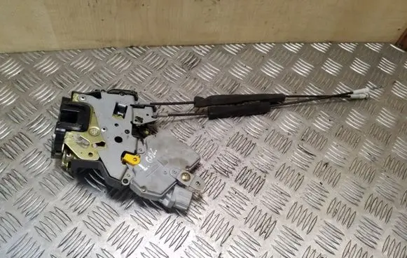 Subaru Forester SG Rear door lock