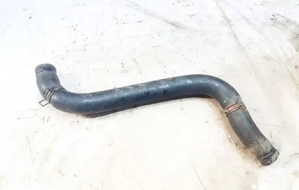 Hyundai Trajet Engine coolant pipe/hose