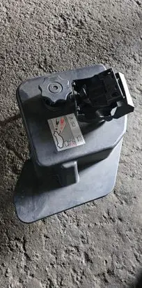 Audi A5 8T 8F Battery bracket brak
