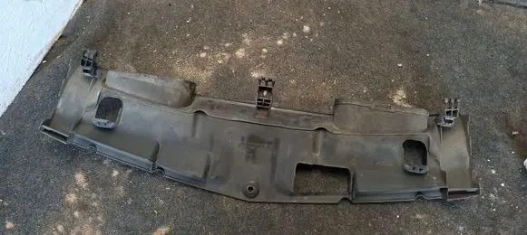 Mercedes-Benz C W204 Top upper radiator support slam panel A2045000155