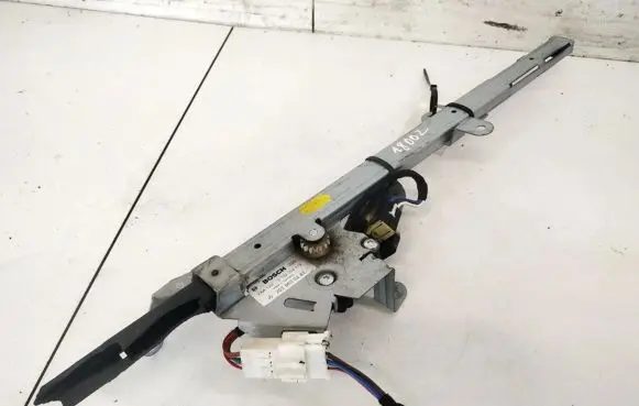 Mercedes-Benz CLK A209 C209 Seat adjustment motor 2038600282 0132004319