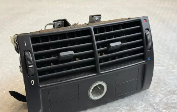 BMW X5 E53 Rear air vent grill 8409081 8370910 8370911