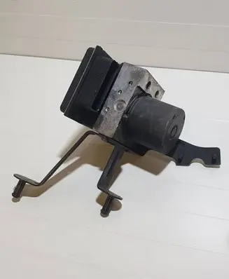 BMW 5 E60 E61 ABS Pump 6768906 6768908 F1640003