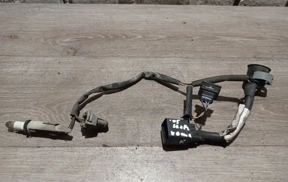 Volvo S60 Headlight/headlamp wiring loom/harness 89070533 30763548