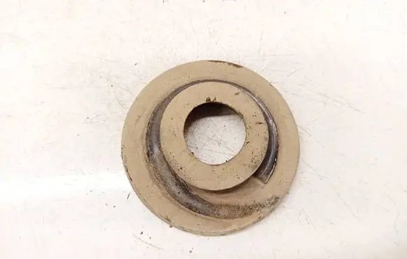 Skoda Octavia Mk2 (1Z) Front coil spring rubber mount 1K0512149B