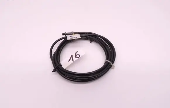 Volvo C70 Convertible roof line/pipe/hose 