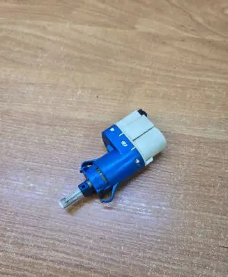 Volvo XC70 Brake pedal sensor switch 3M5T9C872AC