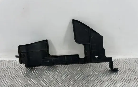 Nissan X-Trail T32 Side radiator support slam panel