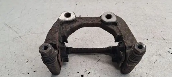 BMW 5 F10 F11 Rear brake caliper 3320B