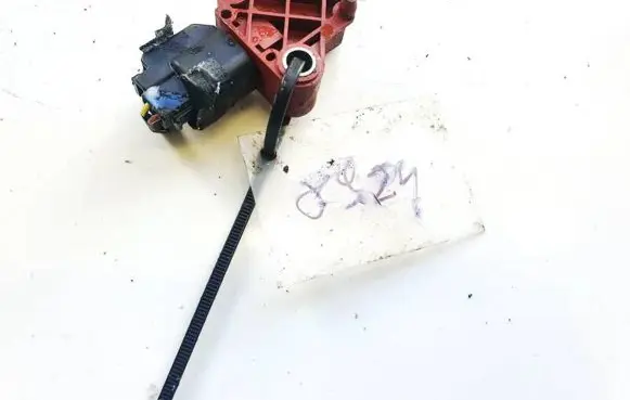 Volvo V50 Airbag deployment crash/impact sensor 9206975 8840a5