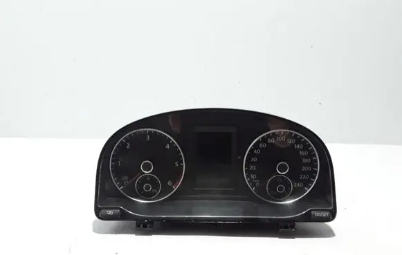 Volkswagen Caddy Speedometer (instrument cluster) 2K0920875E