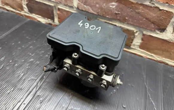Mercedes-Benz Sprinter W906 ABS Pump A9069004901 ZGS001 269516
