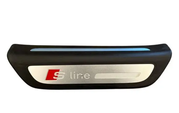 Audi Q3 8U Rear sill trim cover 8U0853376 8U0853376A