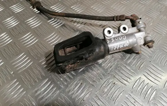 Honda S2000 Clutch slave cylinder 