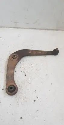 Peugeot 206 Front lower control arm/wishbone