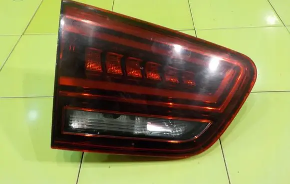 Seat Alhambra (Mk2) Rear/tail lights 7N5945307A
