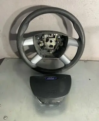 Ford Focus Steering wheel 7m513600b 62190000