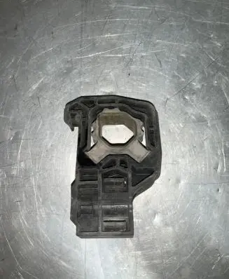 BMW 7 F01 F02 F03 F04 Radiator mount bracket 7575248