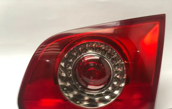Volkswagen PASSAT B6 Tailgate rear/tail lights ZSB3C9945094A