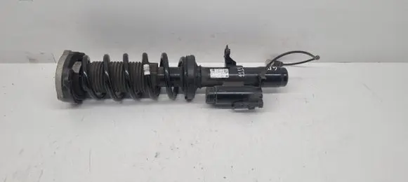 BMW 5 G30 G31 Front shock absorber/damper 6866393 3710108450