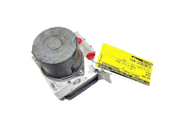 Skoda Fabia Mk3 (NJ) ABS Pump 6C0614517K 6C0907379K