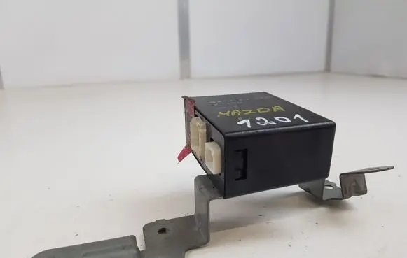 Mazda 6 Tailgate/trunk control unit/module GSIM626K0