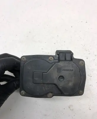 Volkswagen PASSAT B8 Intake manifold valve actuator/motor 5Q0253691K