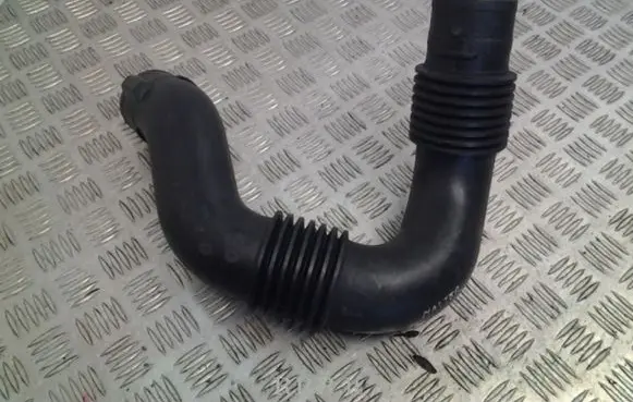Renault Master III Air intake hose/pipe 8200261961C
