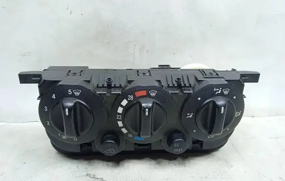 Nissan Almera N16 Fuse box set 051402 4144460028