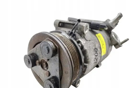 Ford Focus Air conditioning (A/C) compressor (pump) 
