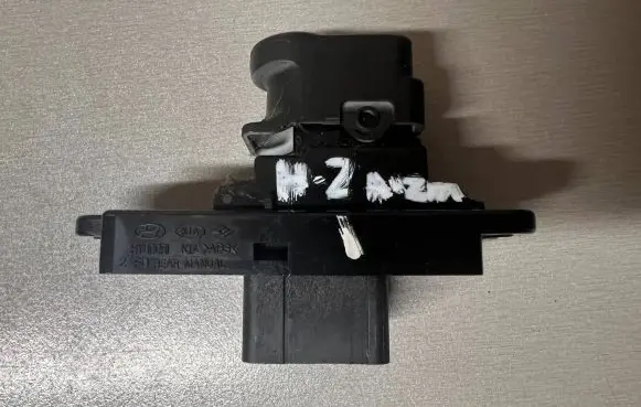 Hyundai i30 Electric window control switch
