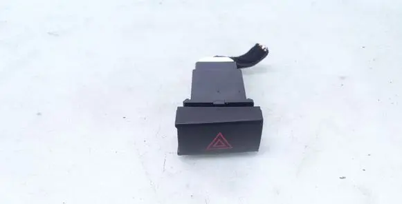 Hyundai Santa Fe Hazard light switch
