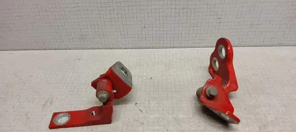 Ford Focus ST Front door hinge set AM51U22800AD 14102BR C808A