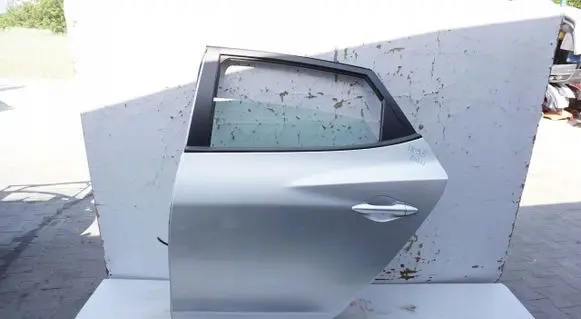 Hyundai ix35 Rear door 