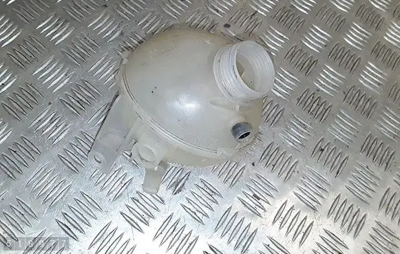 Peugeot Partner Coolant expansion tank/reservoir 9684527680