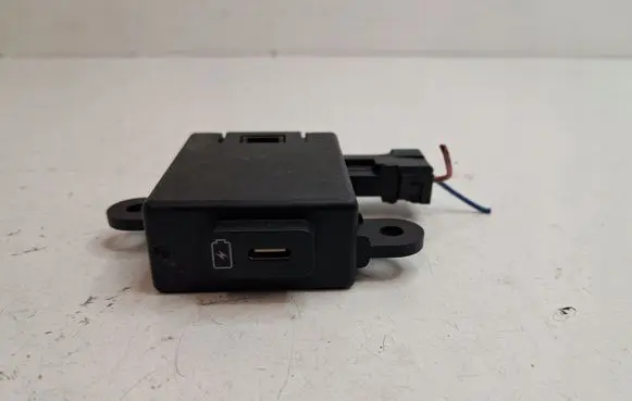 KIA Sportage Cigarette lighter front 96125P1610WK